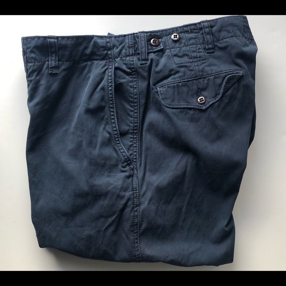 Ralph Lauren Heavyweight Navy Officer’s Chino’s with side adjusters.  Size 38.